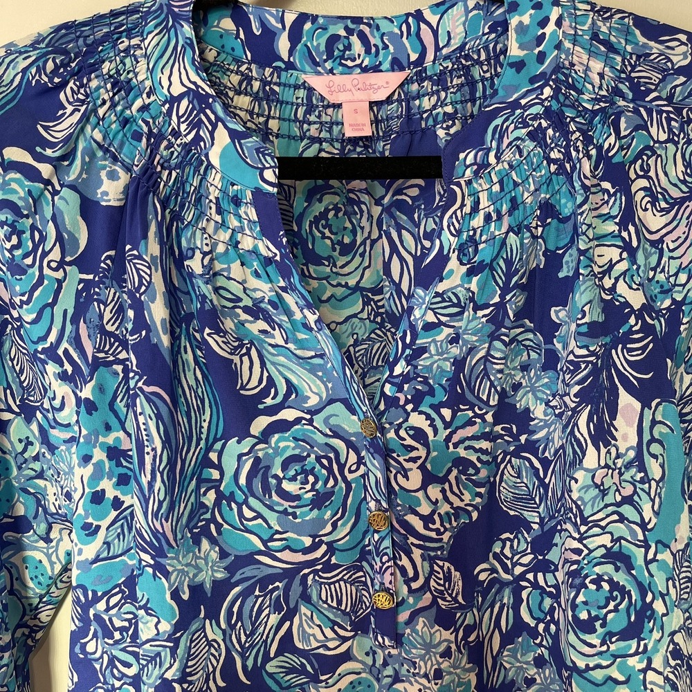 Lilly Pulitzer Elsa Silk Blouse Blue Flare Floral Print S Button V-Neck Tang
